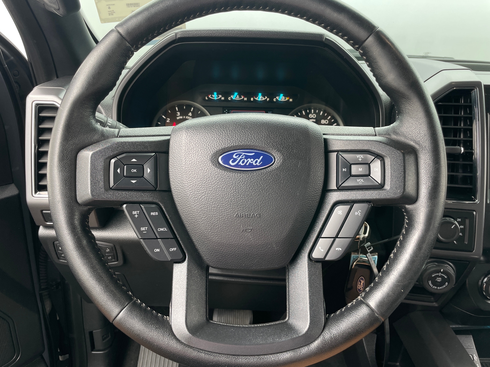 Thumbnail: 2019 Ford Econoline - 5
