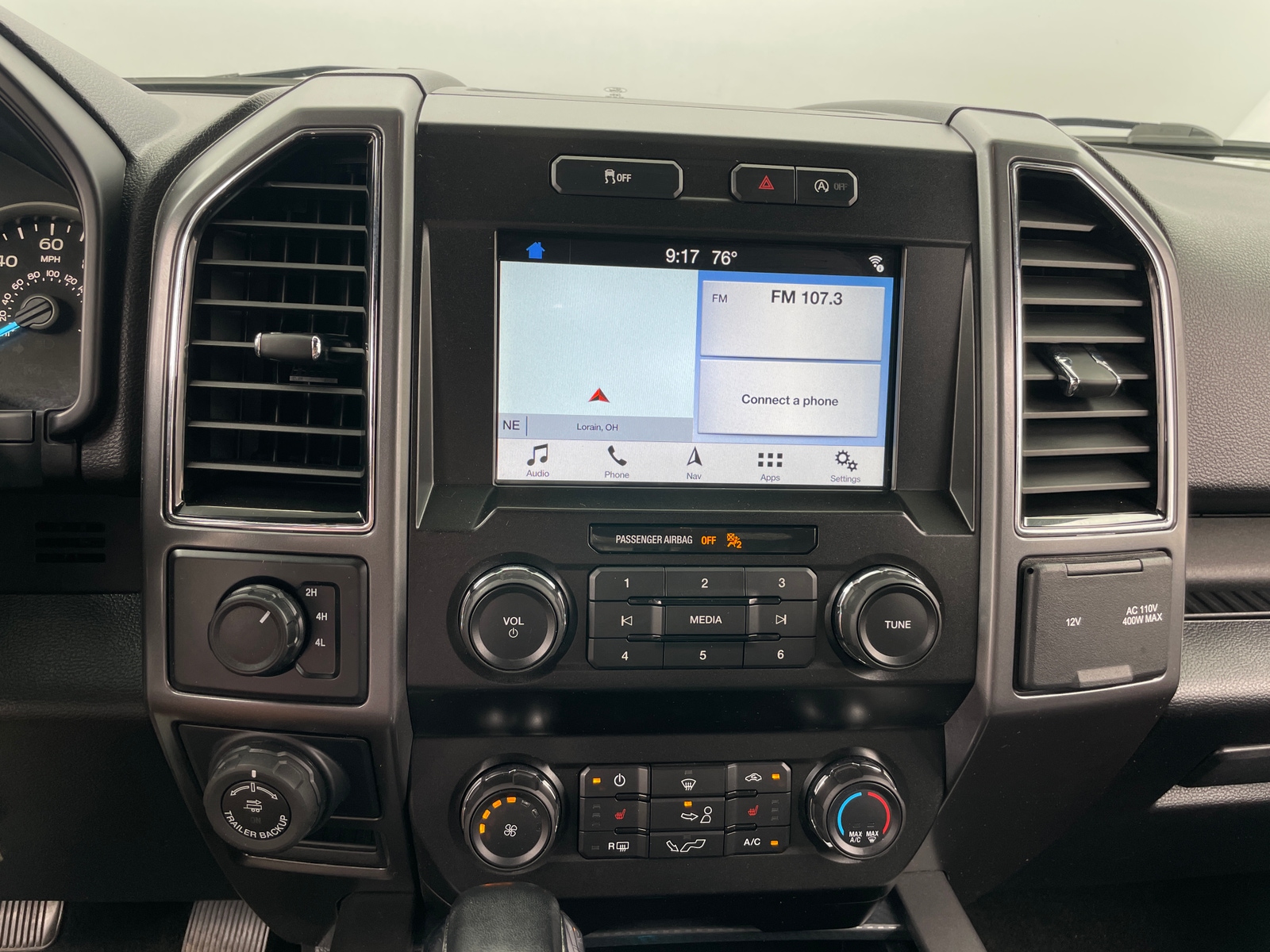 Thumbnail: 2019 Ford Econoline - 4