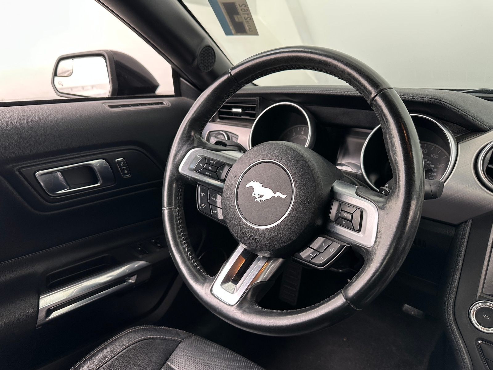 Thumbnail: 2019 Ford Mustang - 4