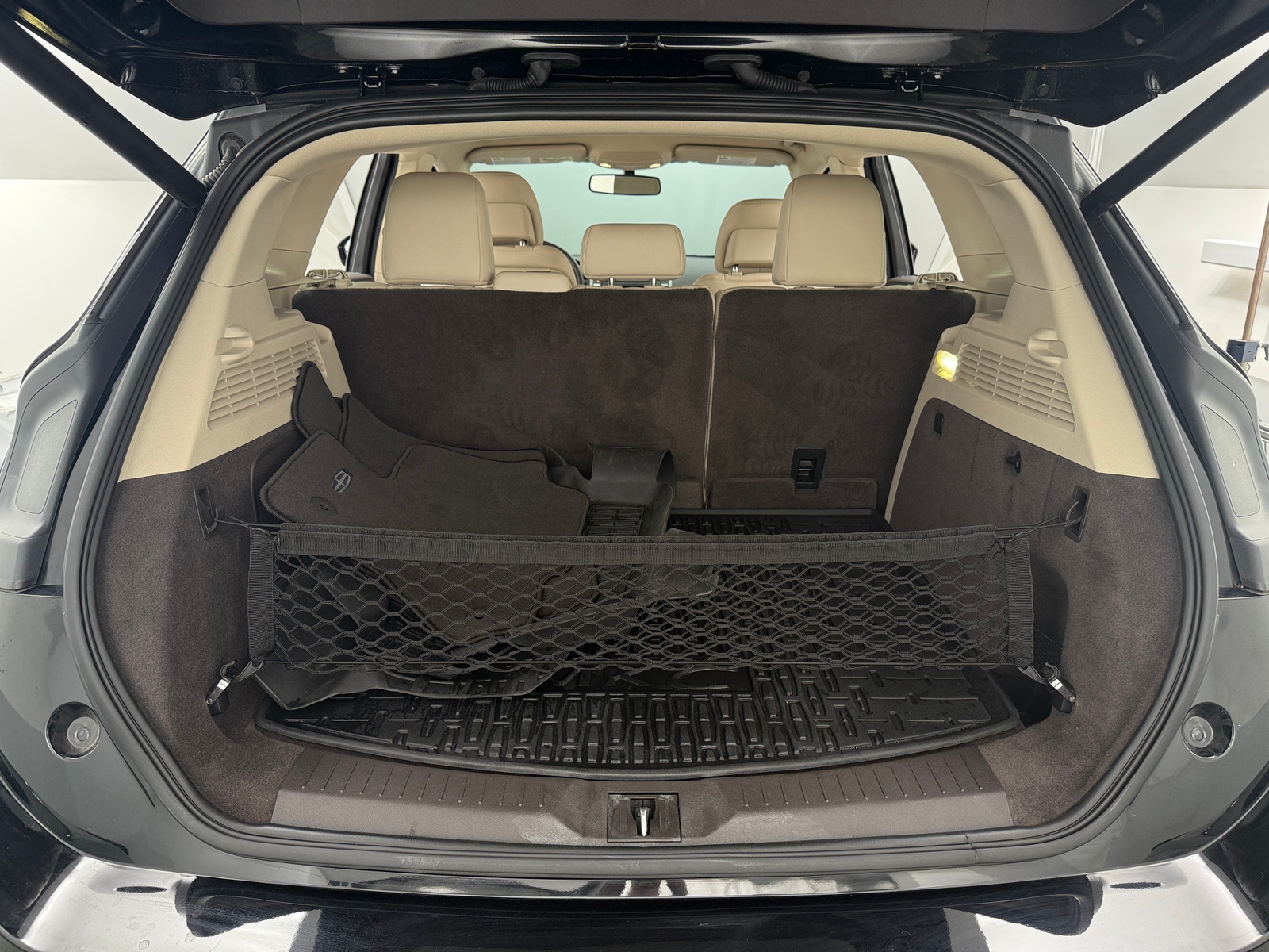 Thumbnail: 2017 Lincoln MKC - 6