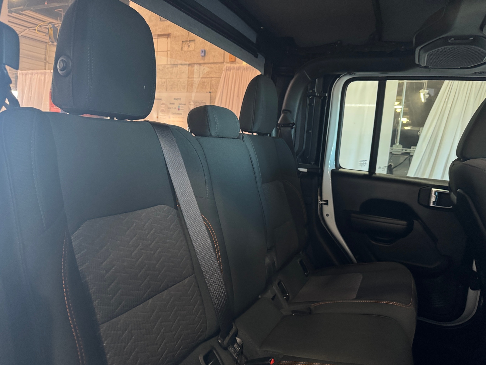 Thumbnail: 2021 Jeep Gladiator - 6