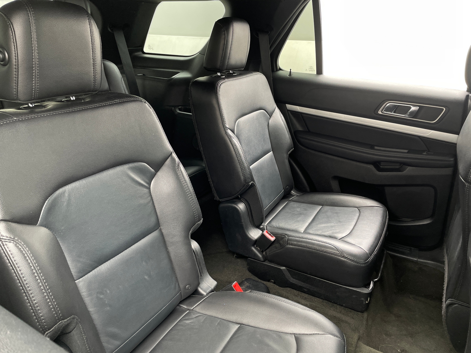 Thumbnail: 2017 Ford Explorer - 5