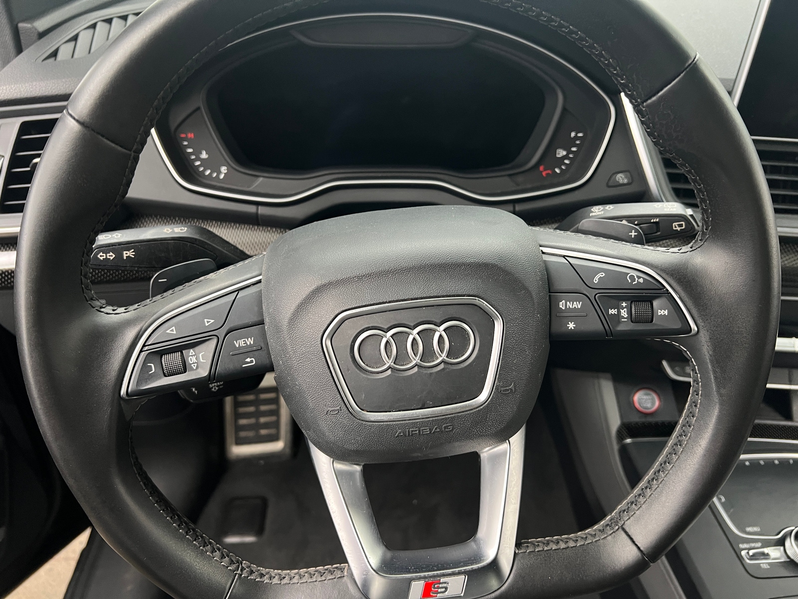Thumbnail: 2018 Audi SQ5 - 4