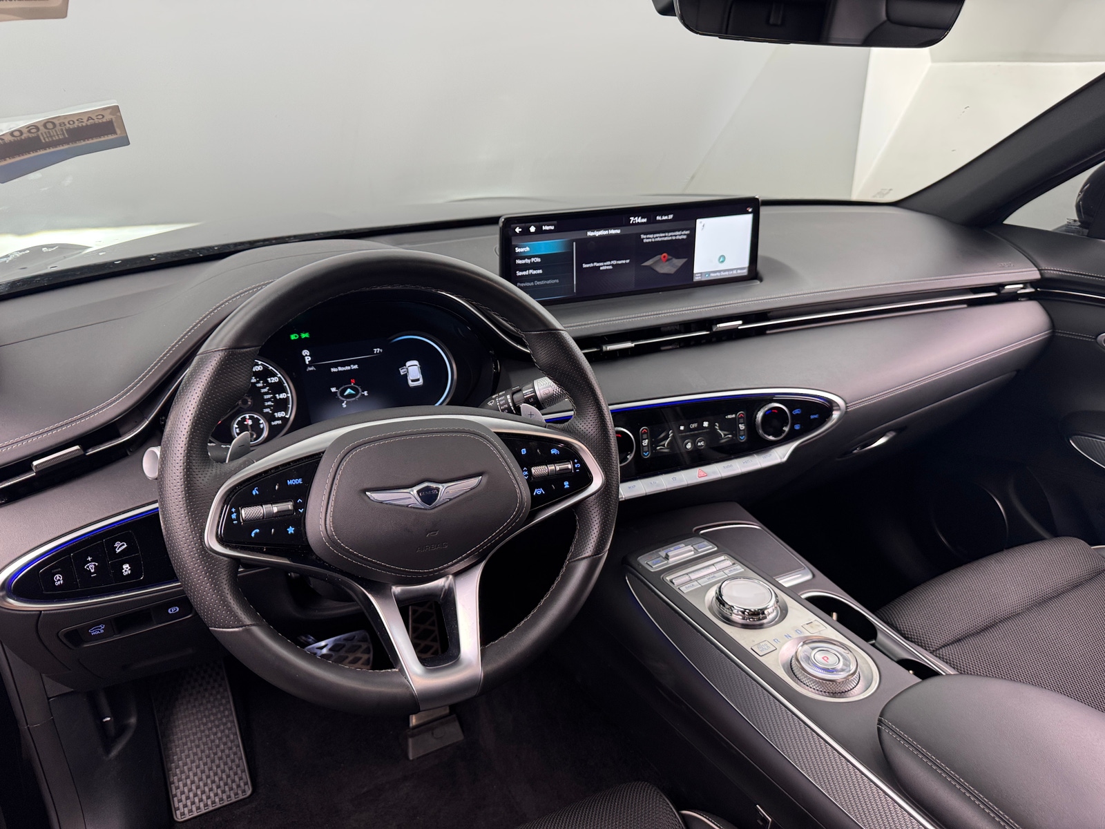 Thumbnail: 2022 Genesis GV70 - 2