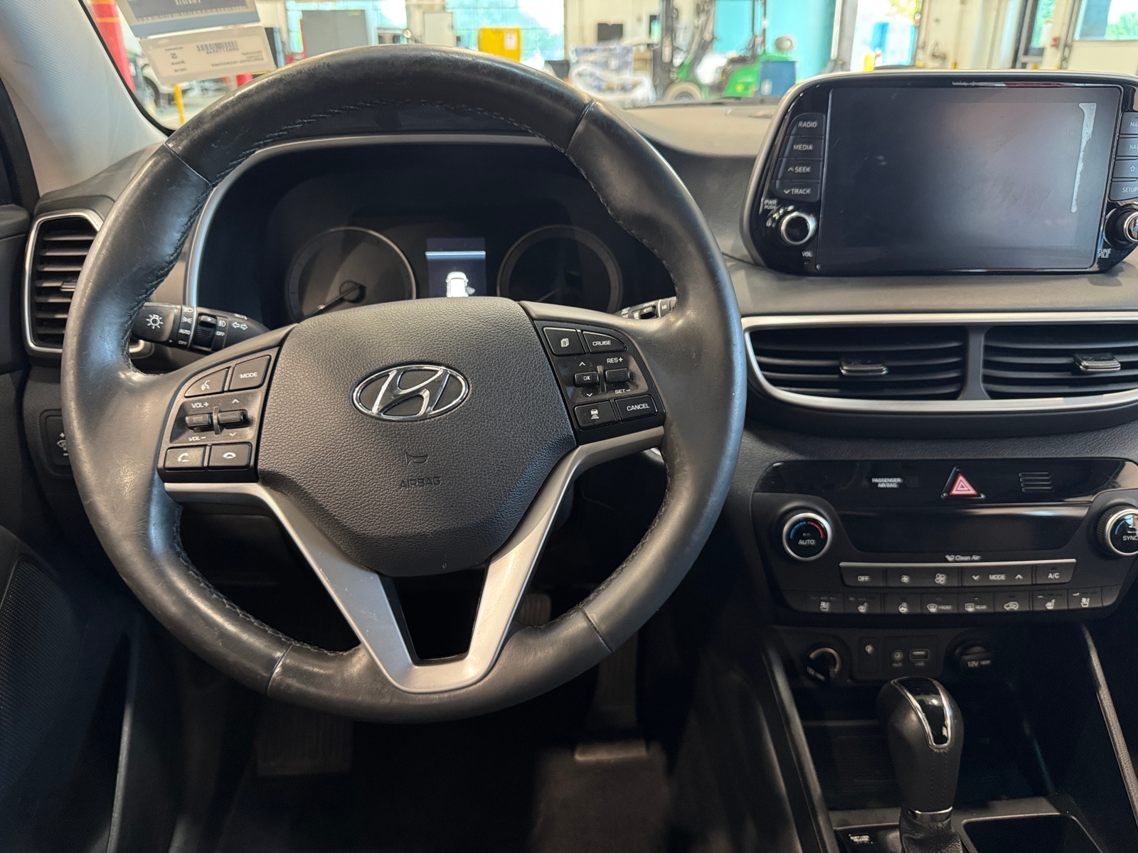 Thumbnail: 2019 Hyundai Tucson - 4