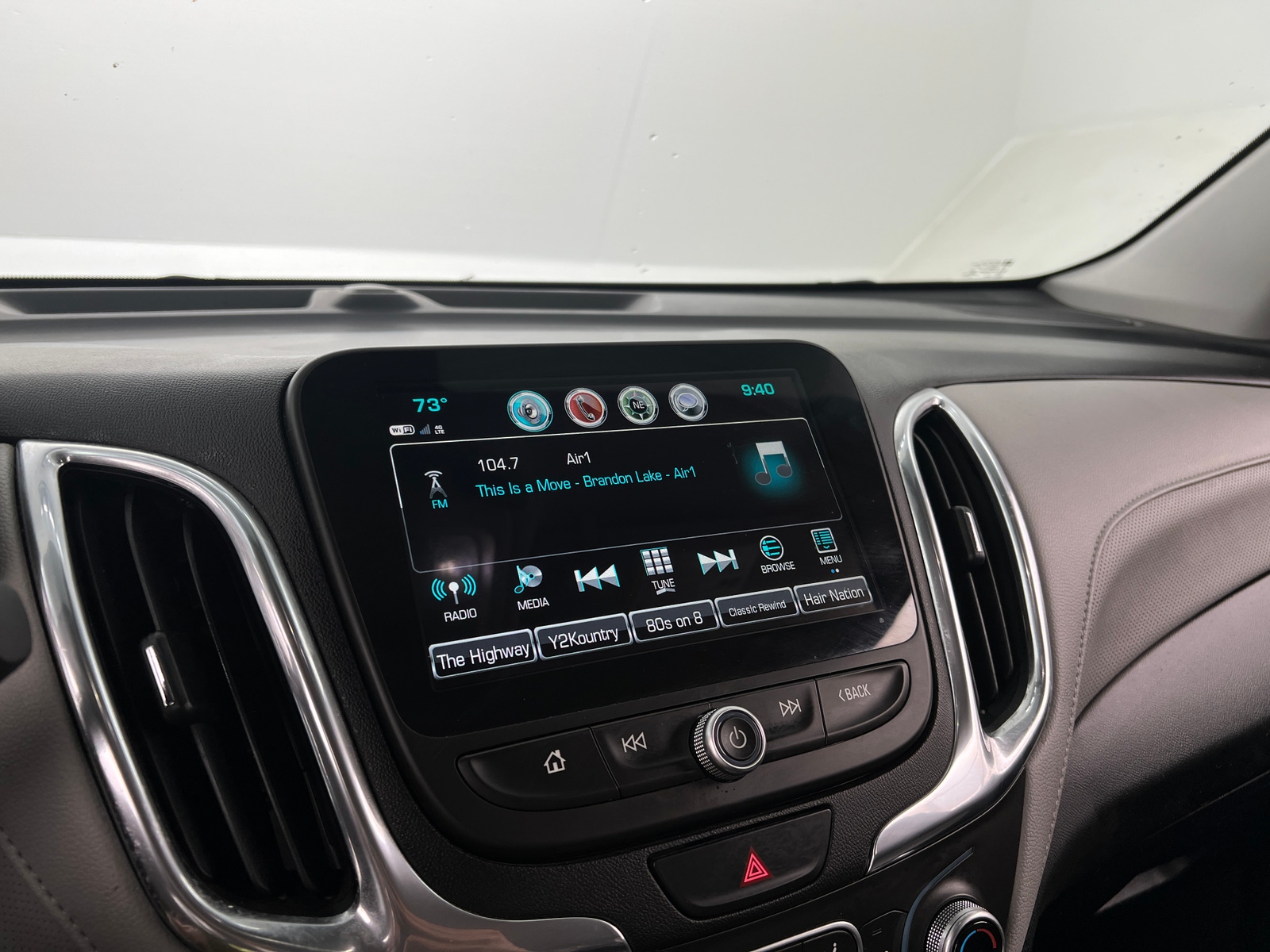 Thumbnail: 2018 Chevrolet Equinox - 3