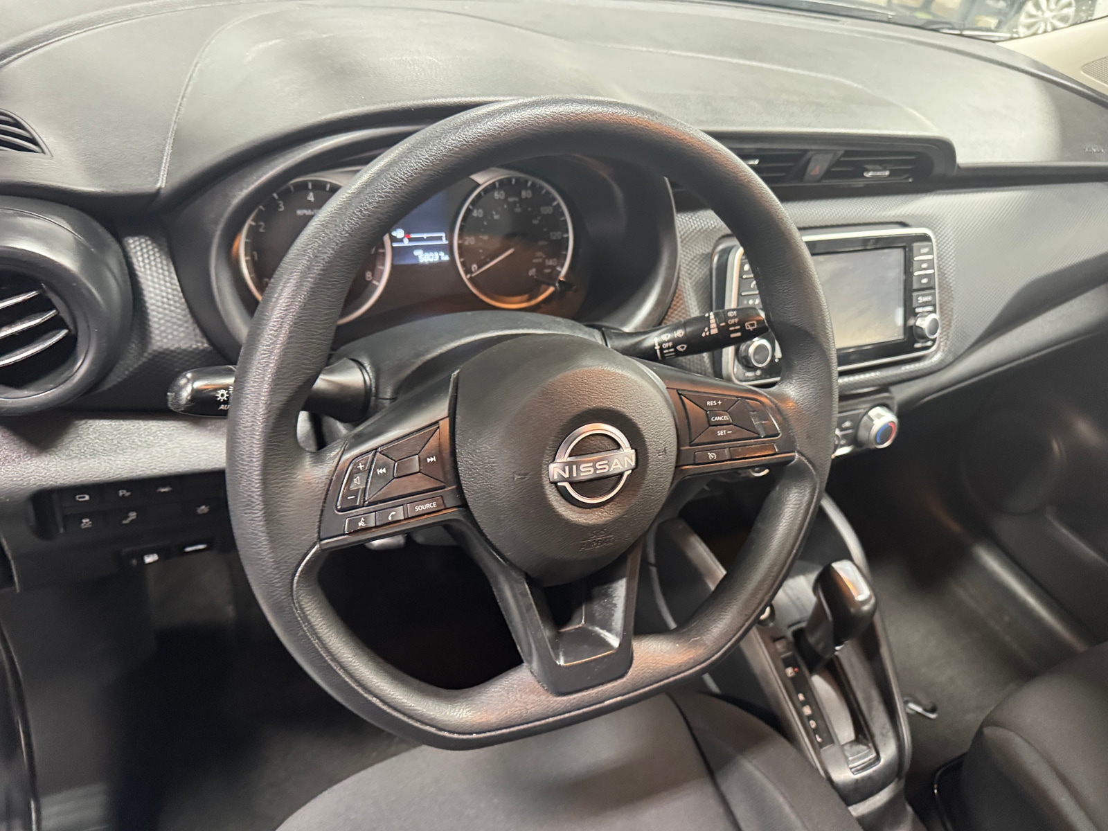 Thumbnail: 2023 Nissan Kicks - 5