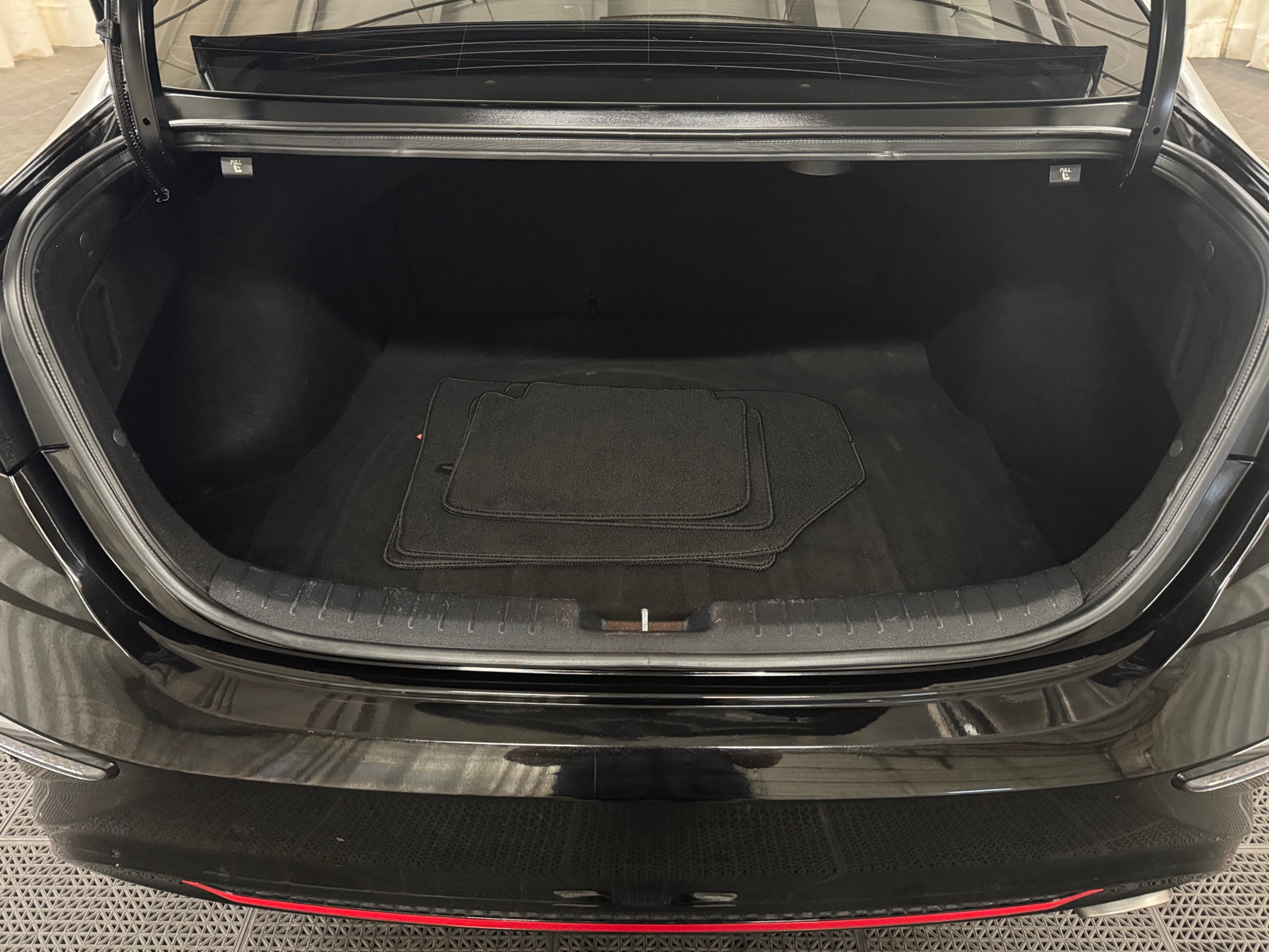 Thumbnail: 2020 Kia Forte - 6
