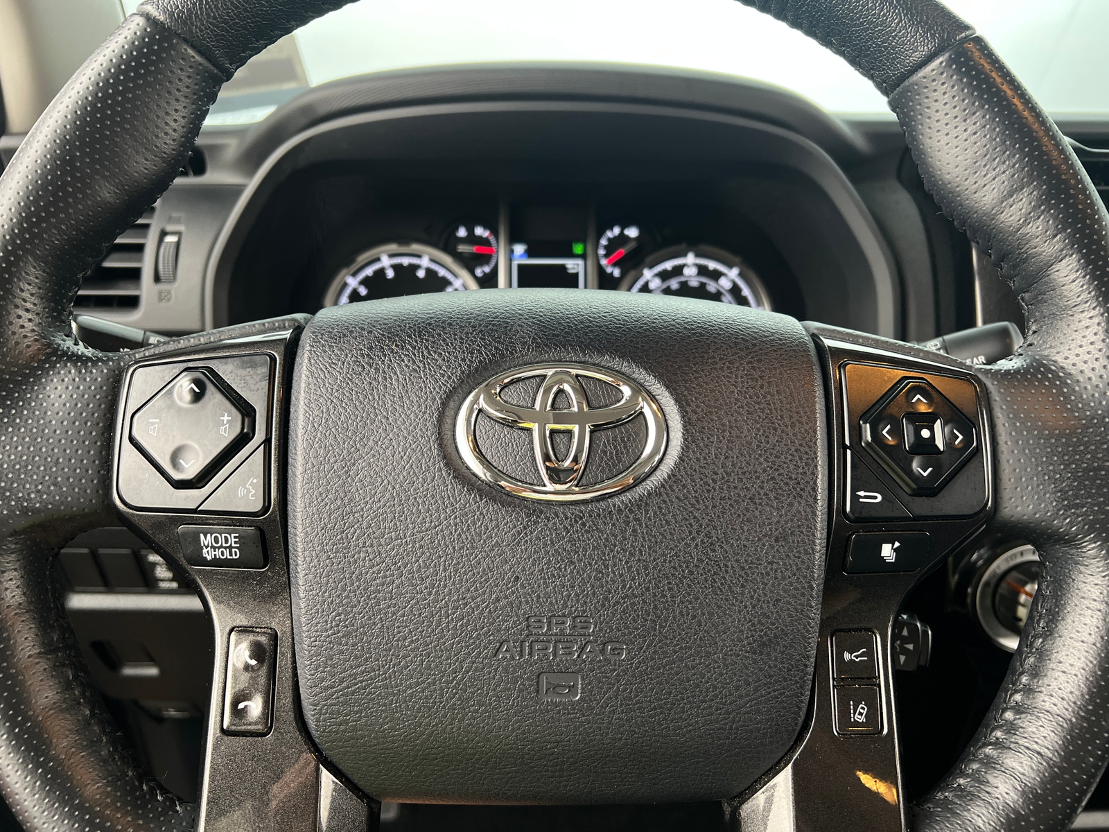 Thumbnail: 2023 Toyota 4Runner - 4