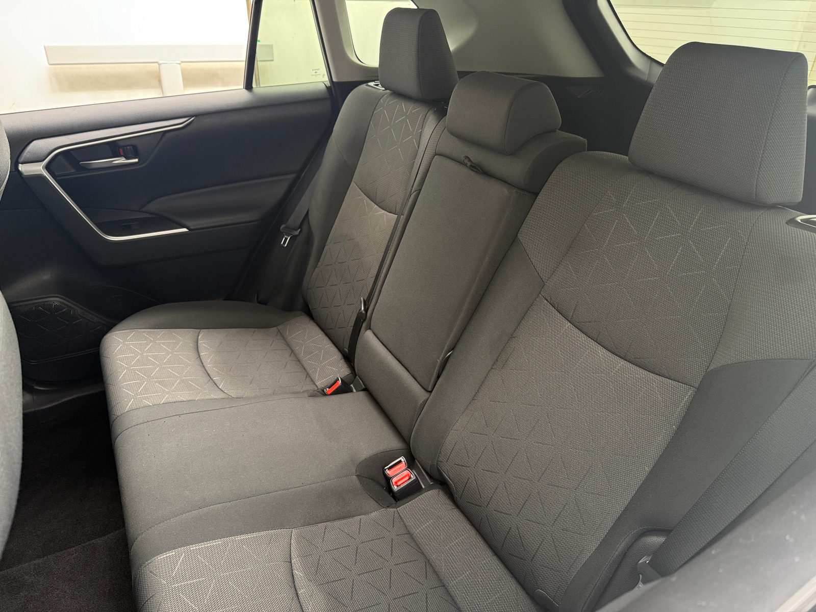 Thumbnail: 2019 Toyota RAV4 - 6