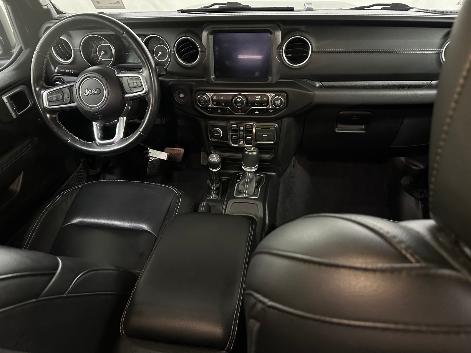 Thumbnail: 2022 Jeep Gladiator - 3