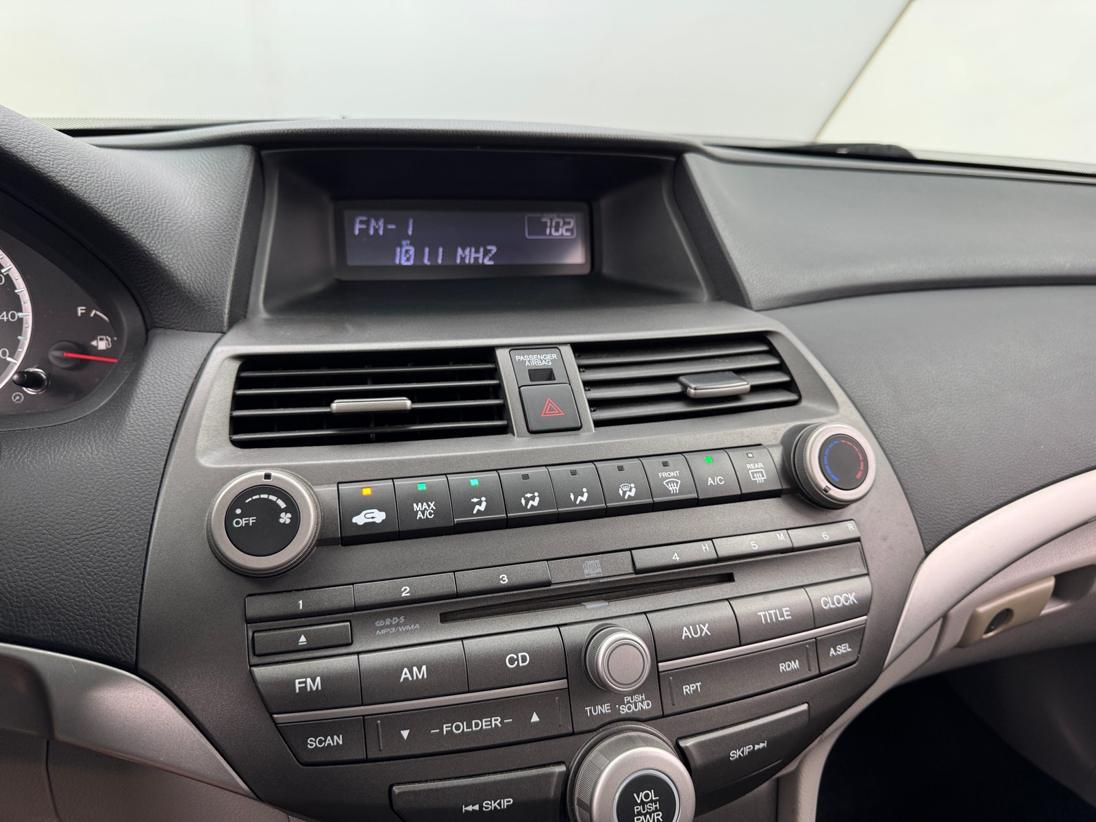 Thumbnail: 2011 Honda Accord - 4