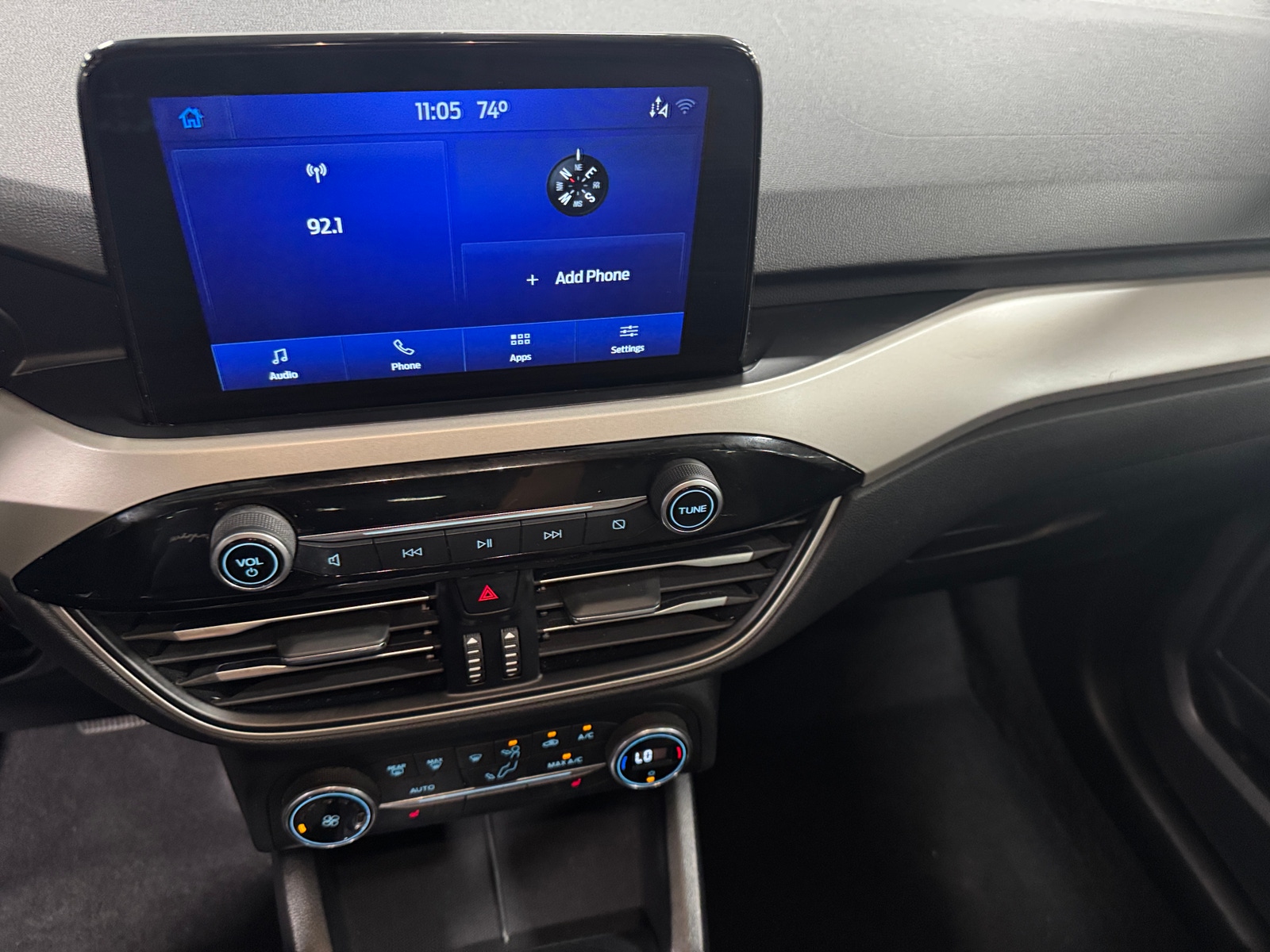 Thumbnail: 2020 Ford Escape - 4