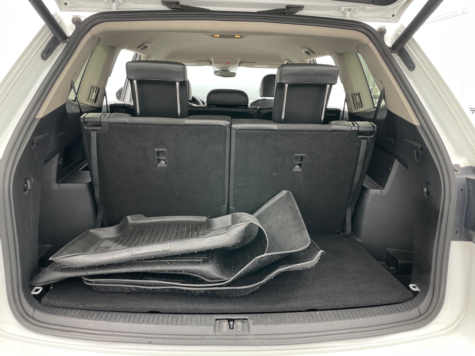 Thumbnail: 2019 Volkswagen Atlas - 6