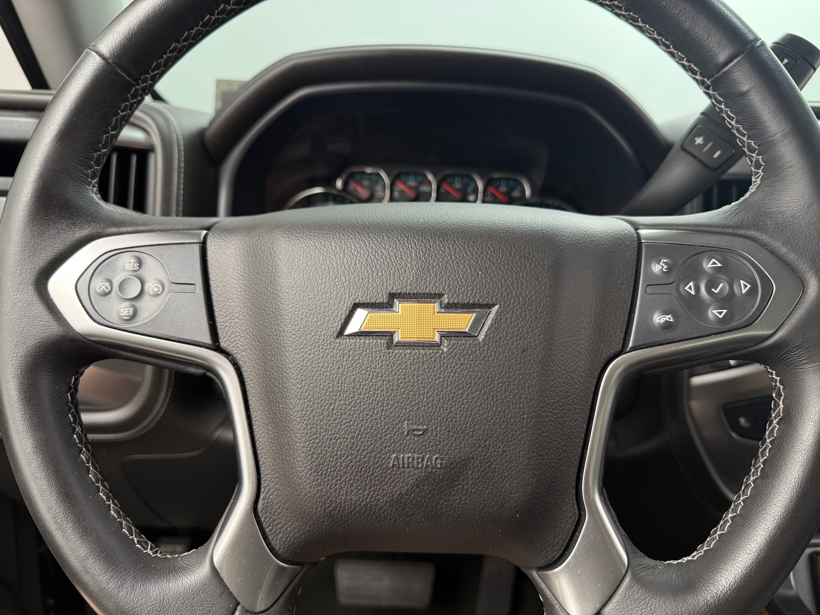 Thumbnail: 2017 Chevrolet Silverado 1500 - 4