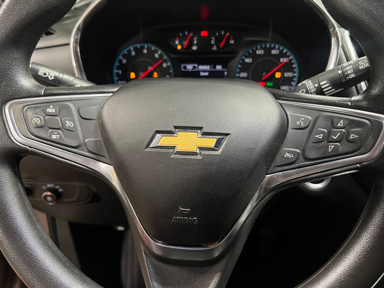 Thumbnail: 2018 Chevrolet Equinox - 5