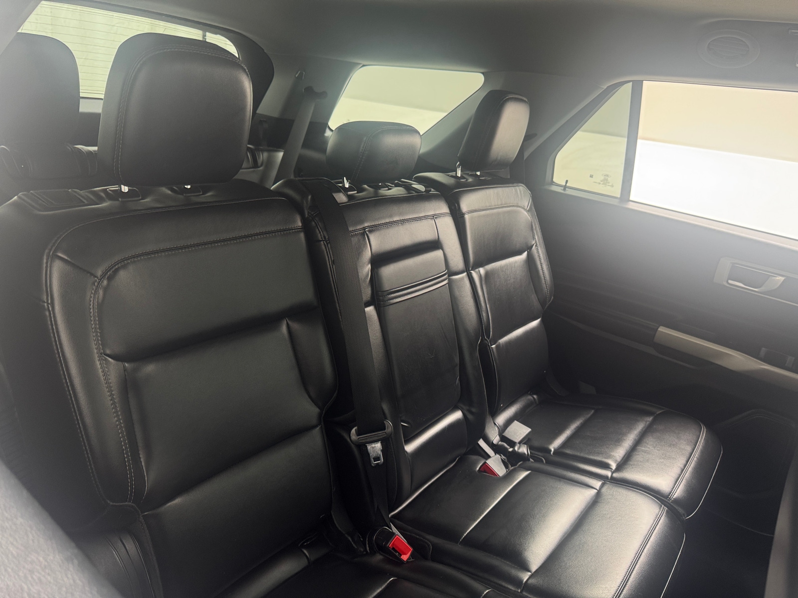 Thumbnail: 2021 Ford Explorer - 6