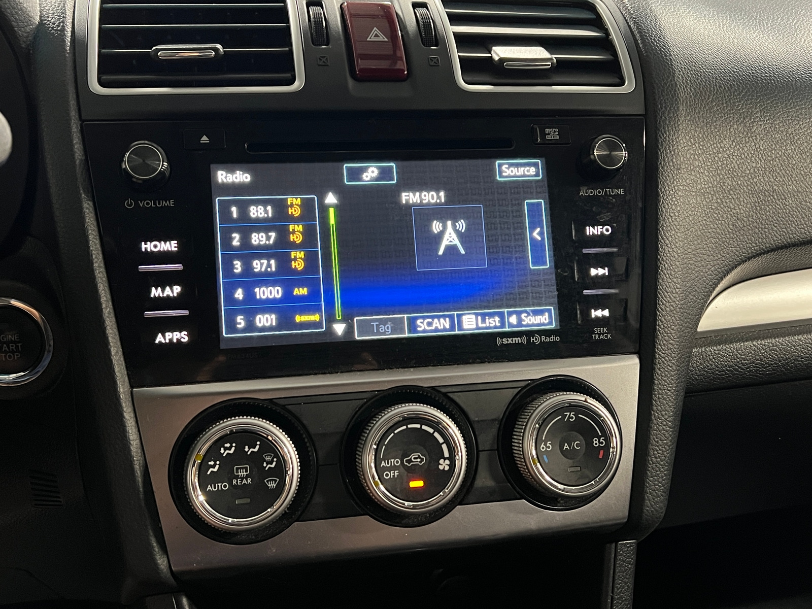 Thumbnail: 2015 Subaru XV Crosstrek - 3