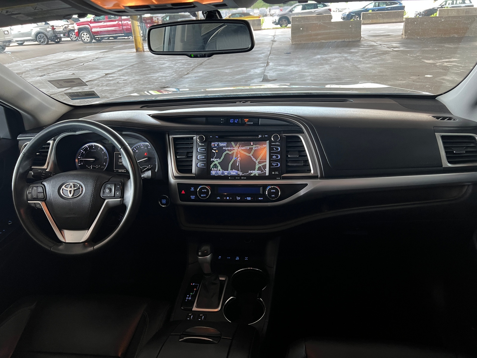 Thumbnail: 2016 Toyota Highlander - 2