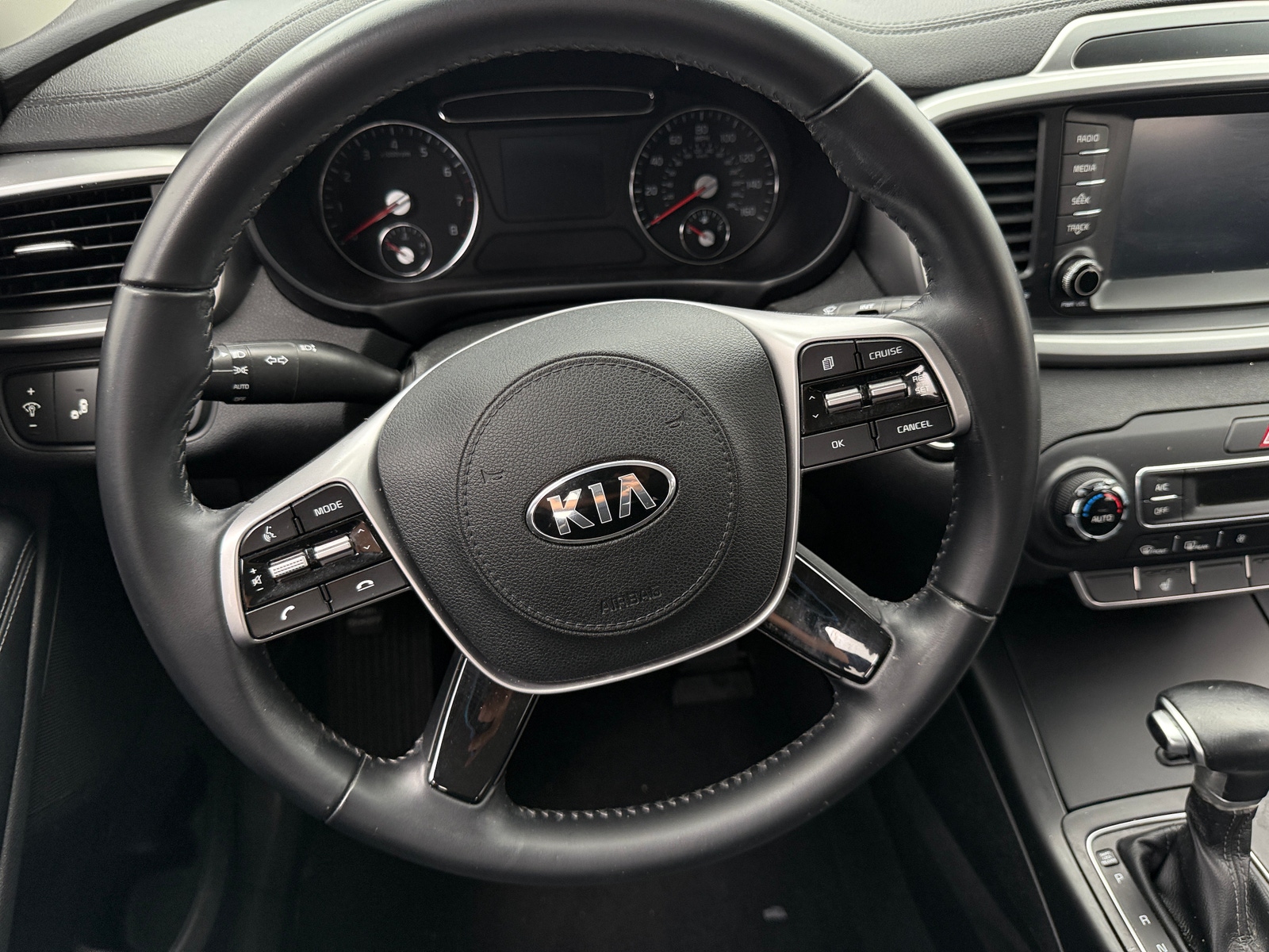 Thumbnail: 2020 Kia Sorento - 5