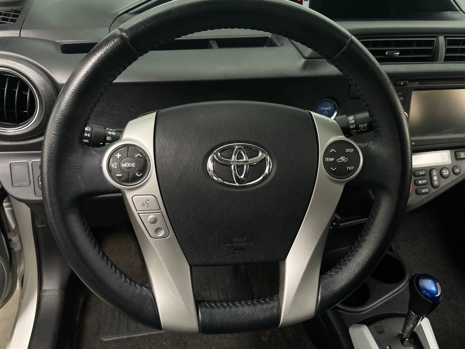 Thumbnail: 2013 Toyota Prius c - 4