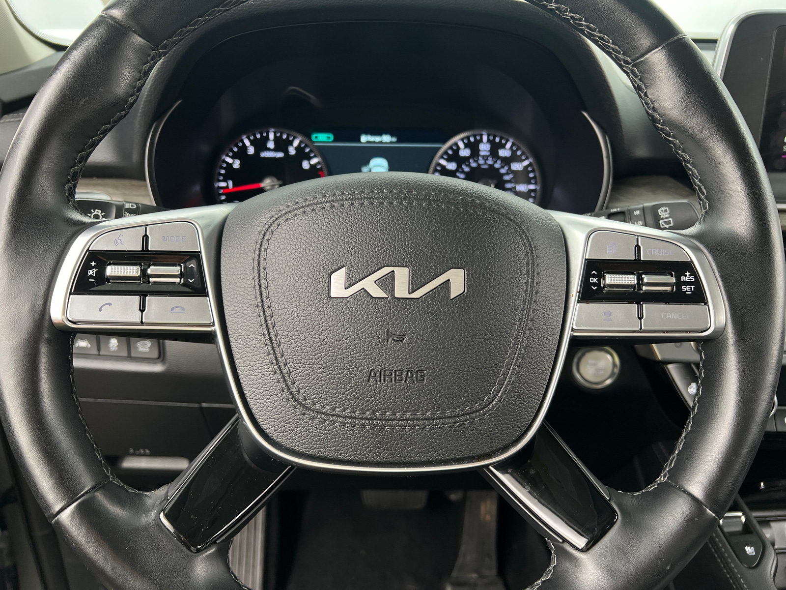 Thumbnail: 2022 Kia Telluride - 4