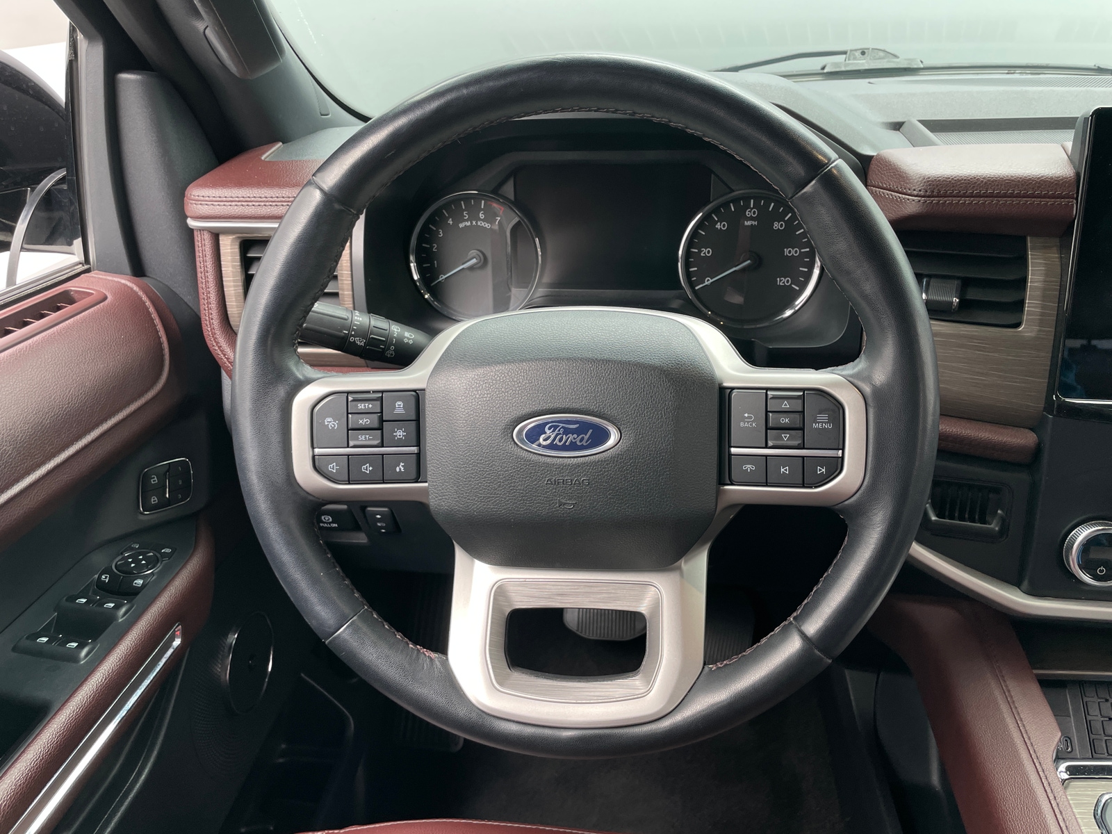 Thumbnail: 2023 Ford Expedition MAX - 4