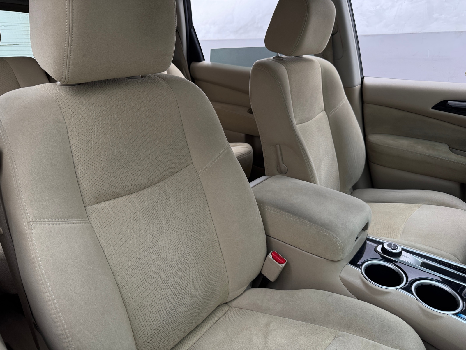 Thumbnail: 2014 Nissan Pathfinder - 2