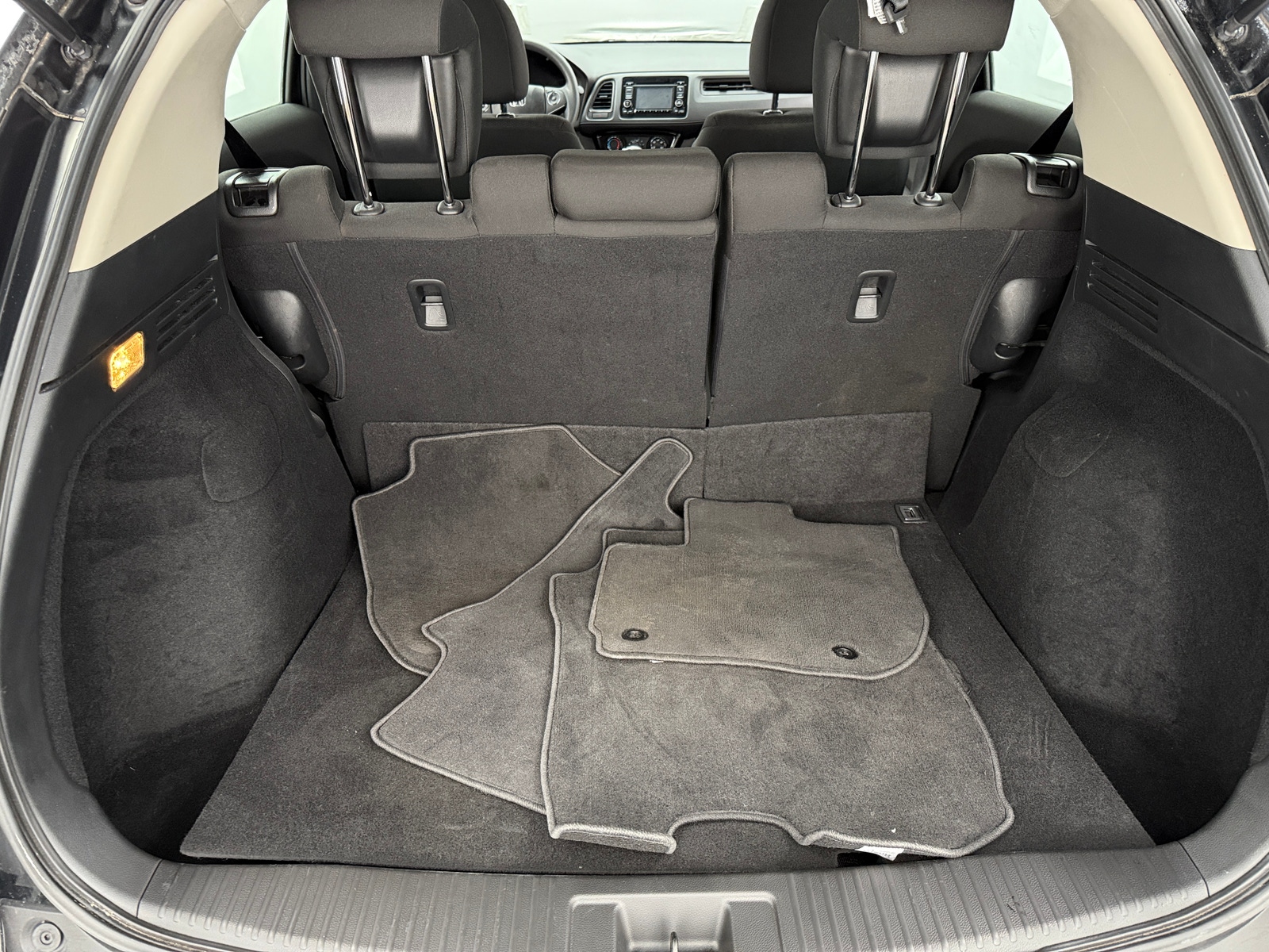 Thumbnail: 2016 Honda HR-V - 7