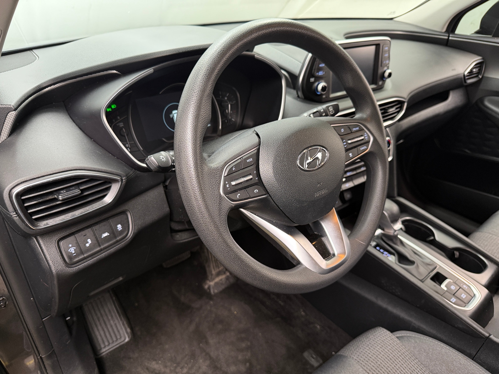 Thumbnail: 2020 Hyundai Santa Fe - 3