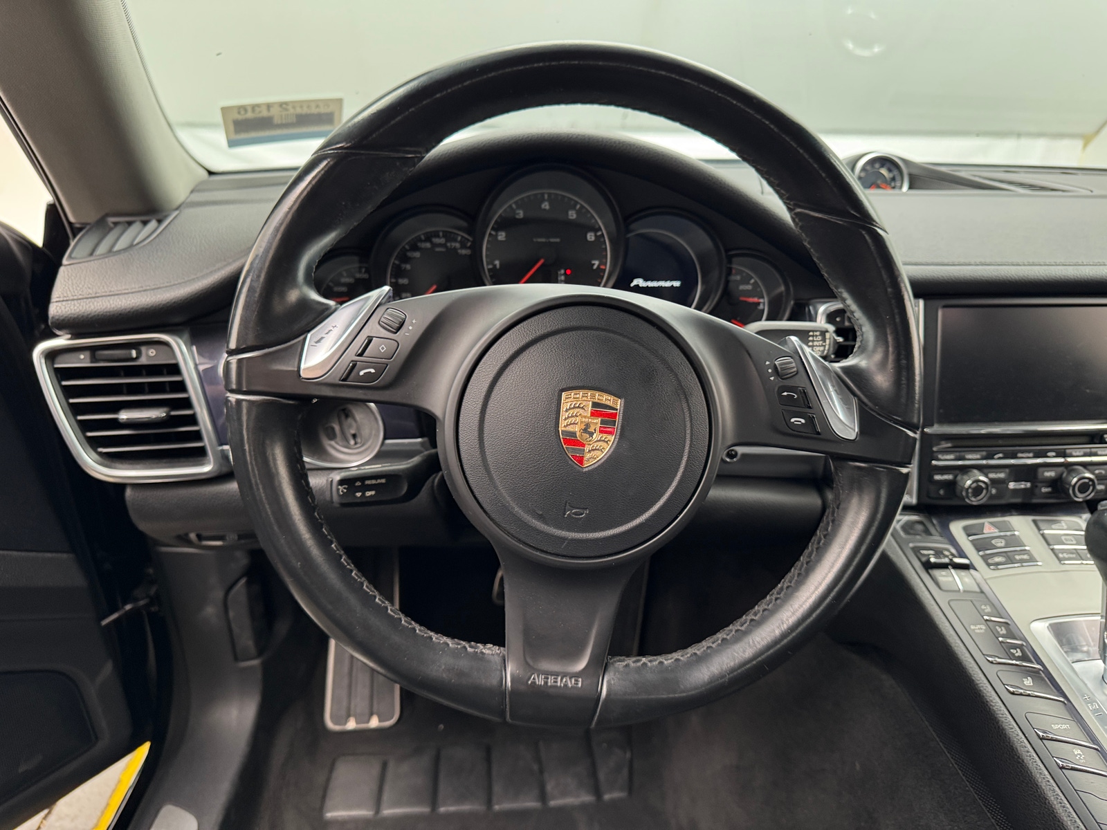 Thumbnail: 2015 Porsche Panamera - 4