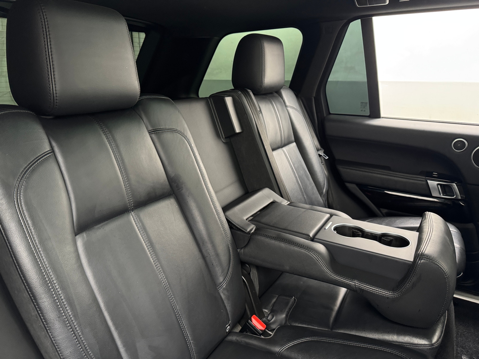 Thumbnail: 2017 Land Rover Range Rover - 5