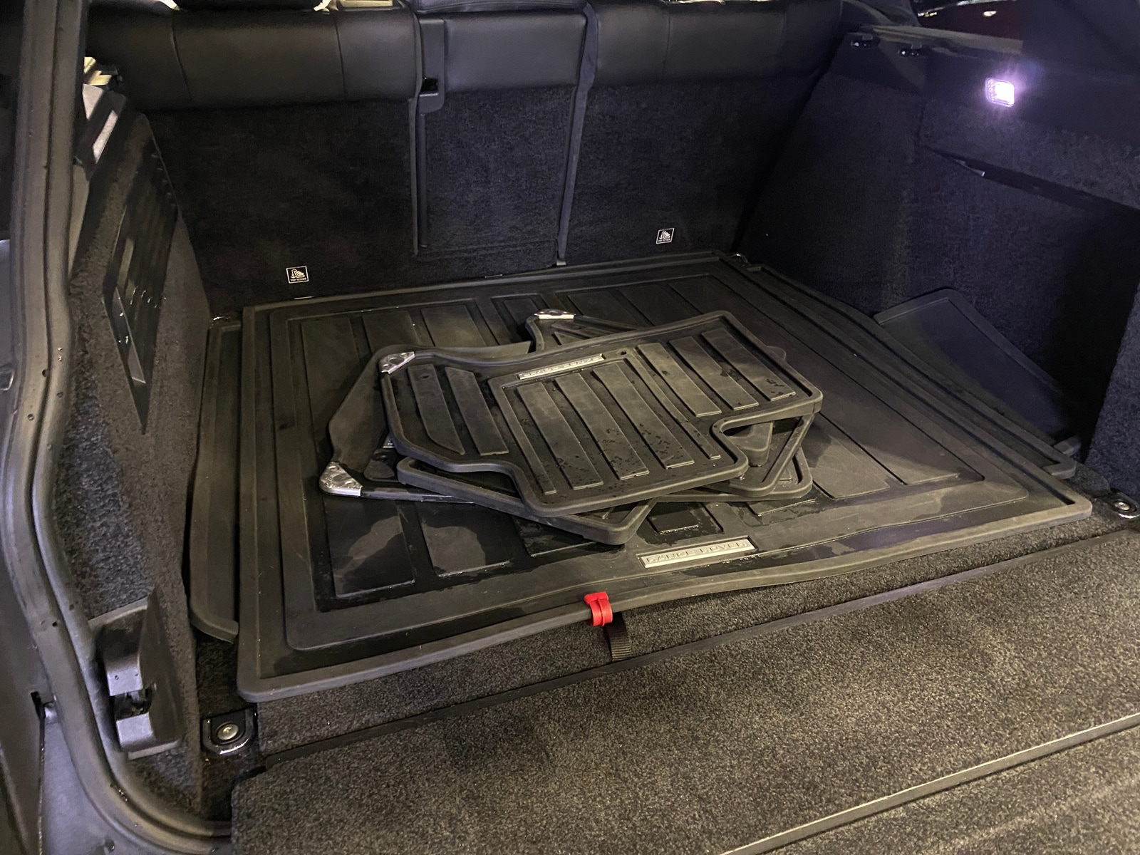 Thumbnail: 2017 Land Rover Range Rover - 6