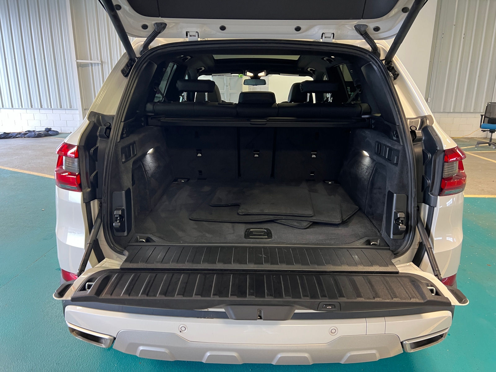 Thumbnail: 2019 BMW X5 - 6