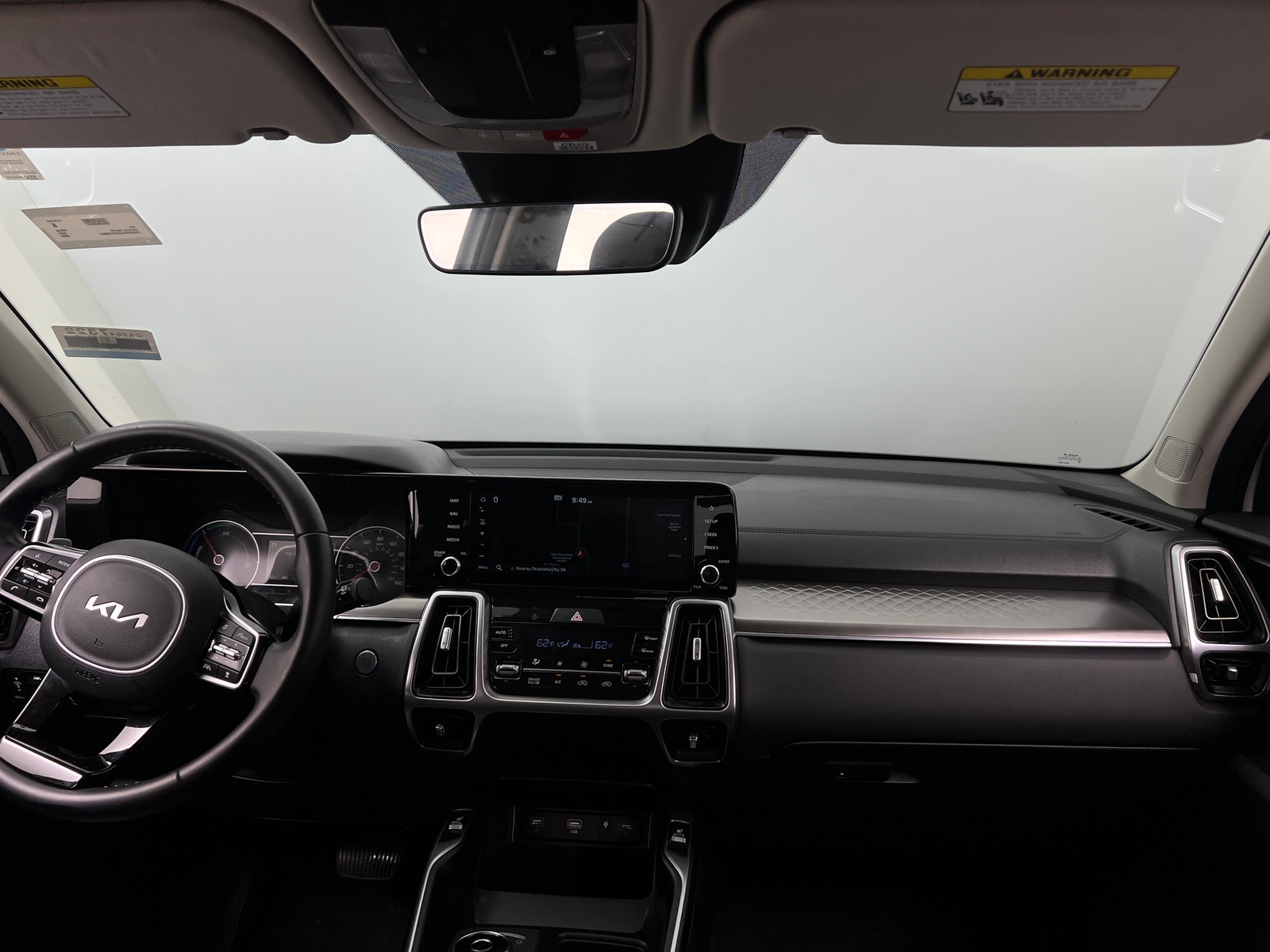 Thumbnail: 2023 Kia Sorento - 2