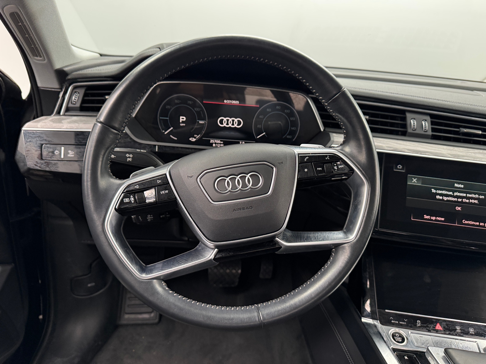 Thumbnail: 2021 Audi e-tron S - 4