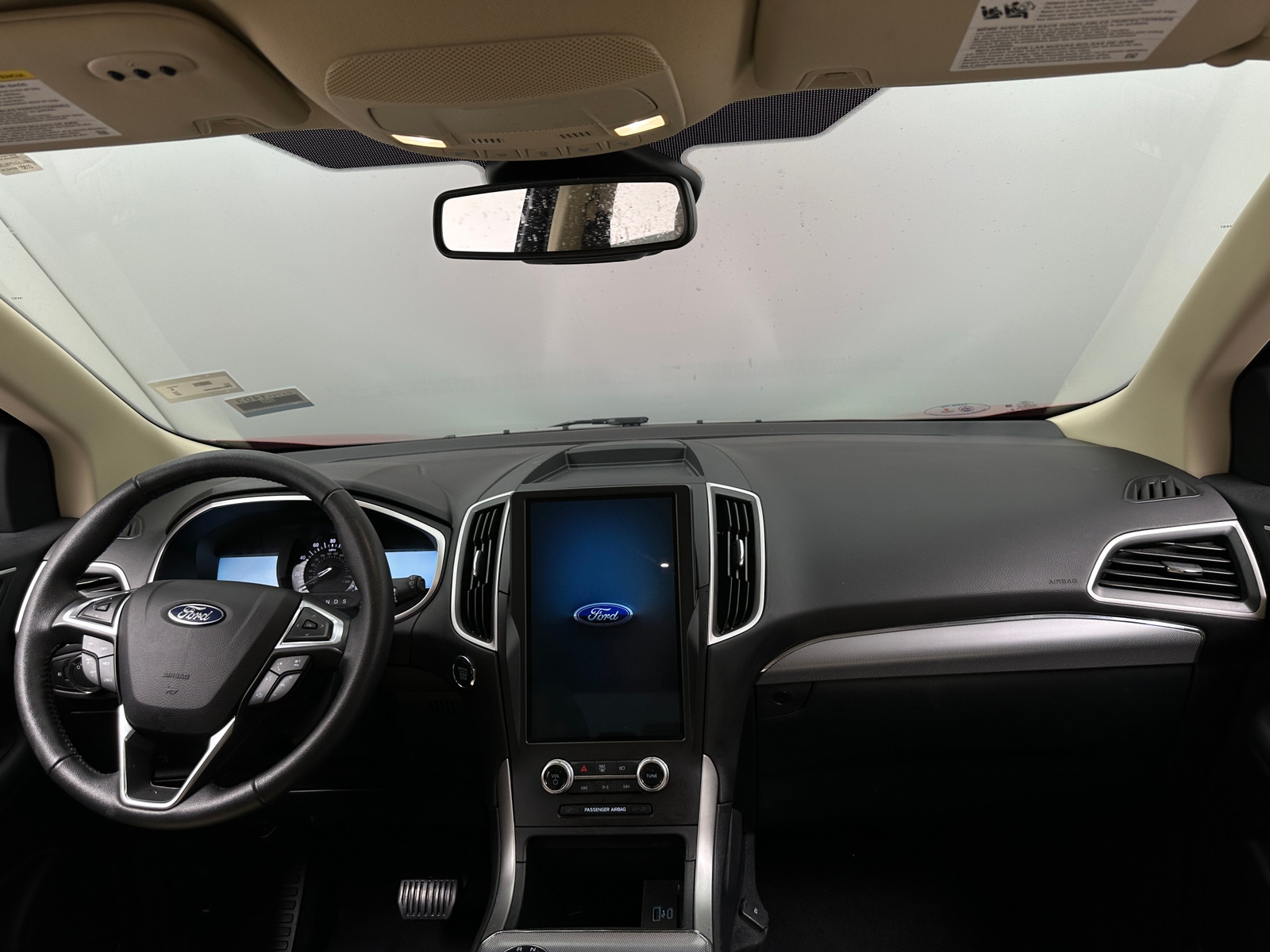 Thumbnail: 2021 Ford Edge - 2