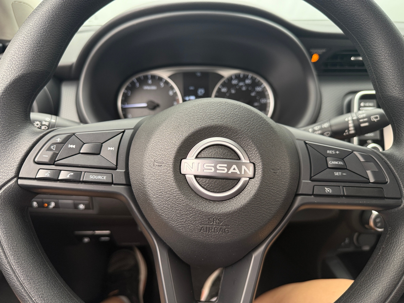 Thumbnail: 2024 Nissan Kicks - 5