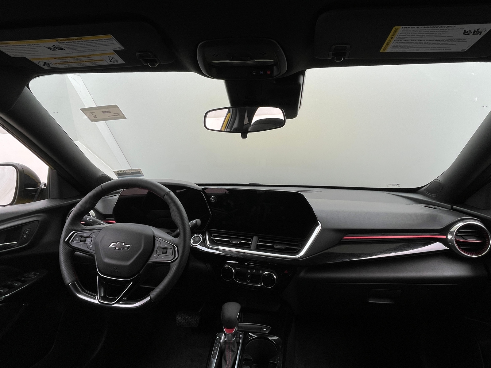 Thumbnail: 2025 Chevrolet Trax - 2