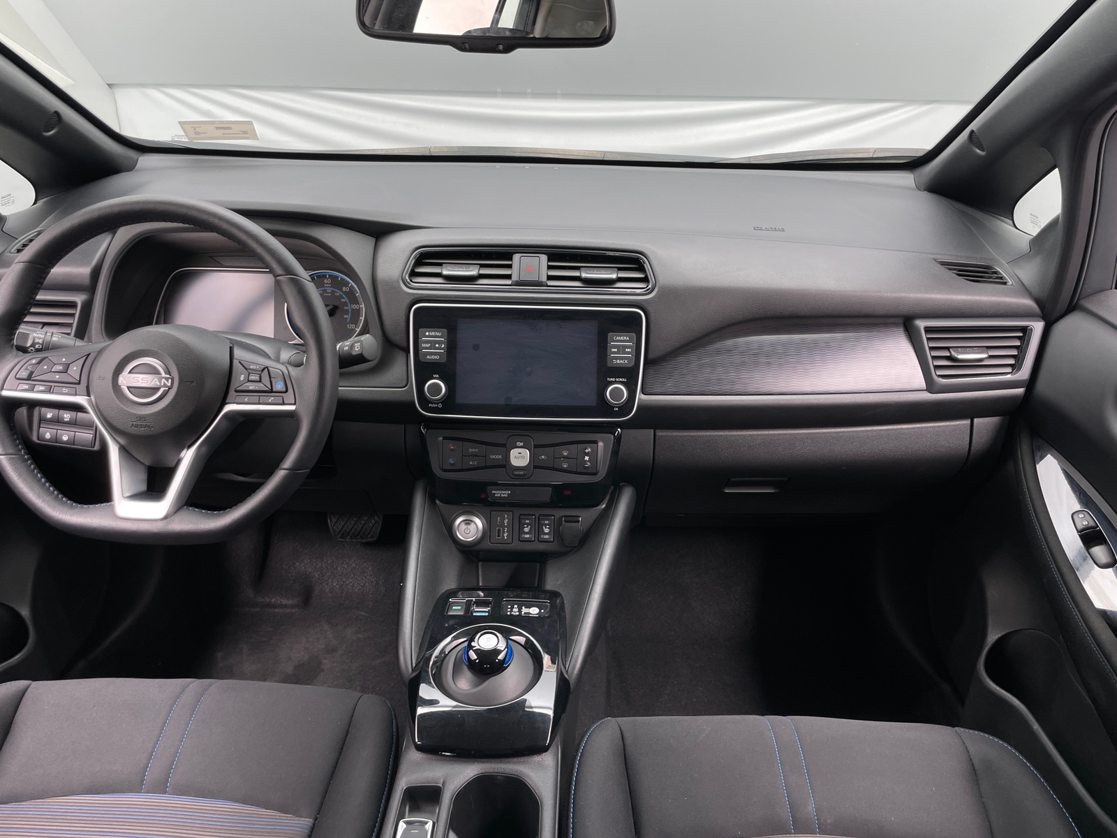 Thumbnail: 2024 Nissan Leaf - 3