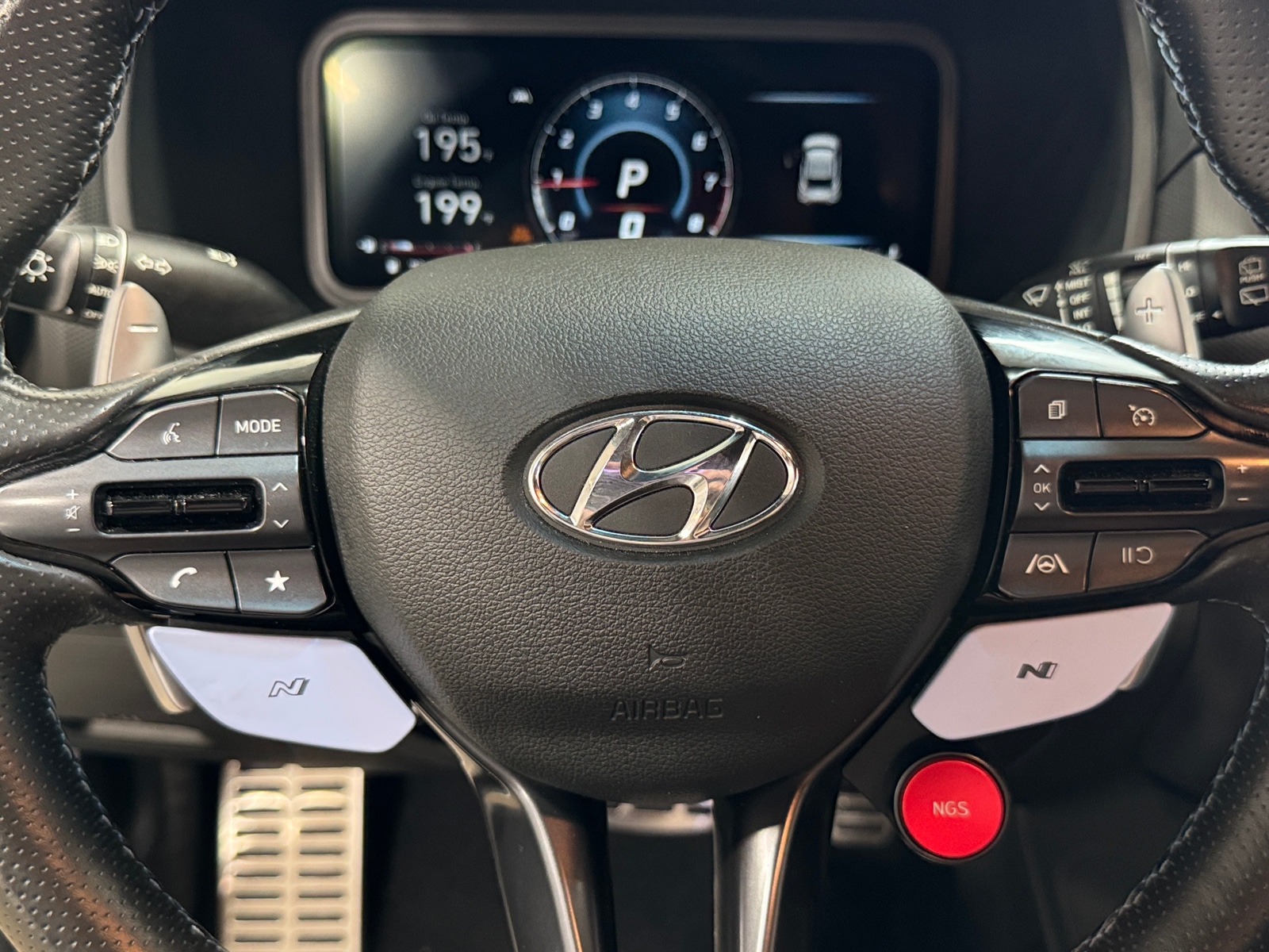 Thumbnail: 2022 Hyundai Kona - 4