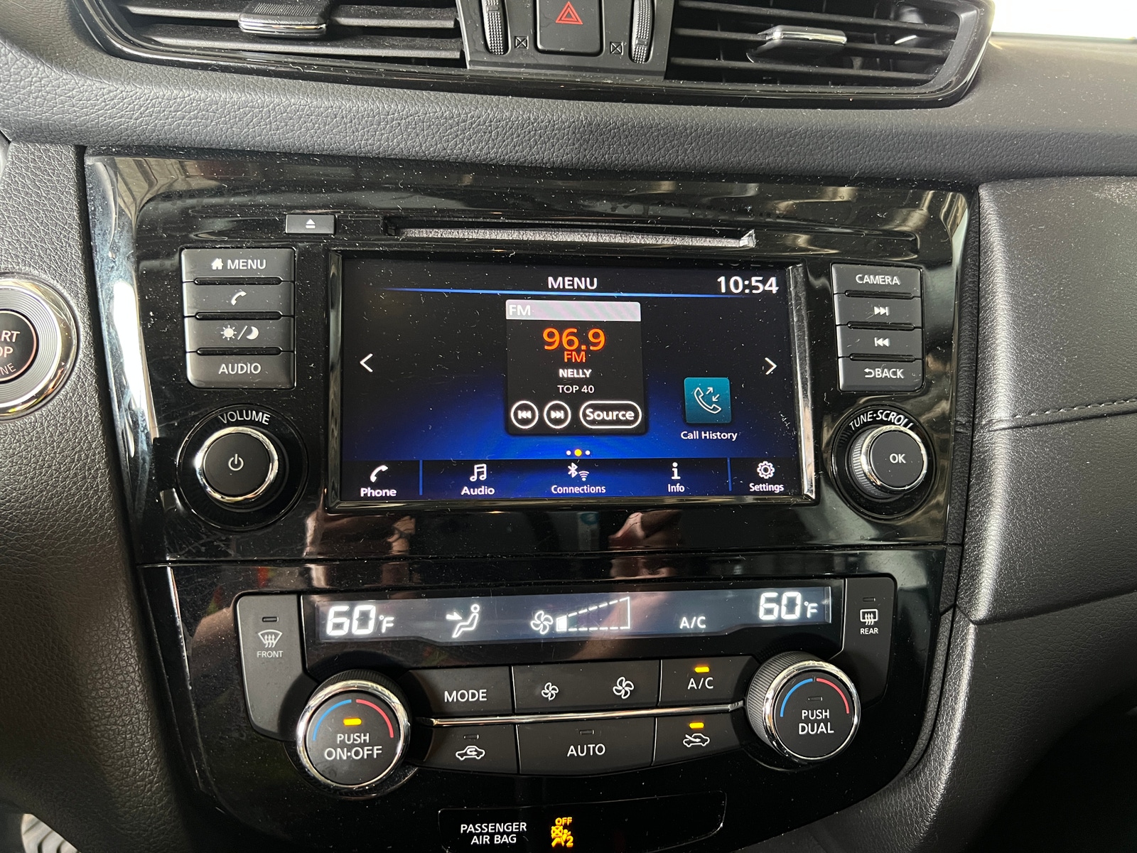 Thumbnail: 2018 Nissan Rogue - 4