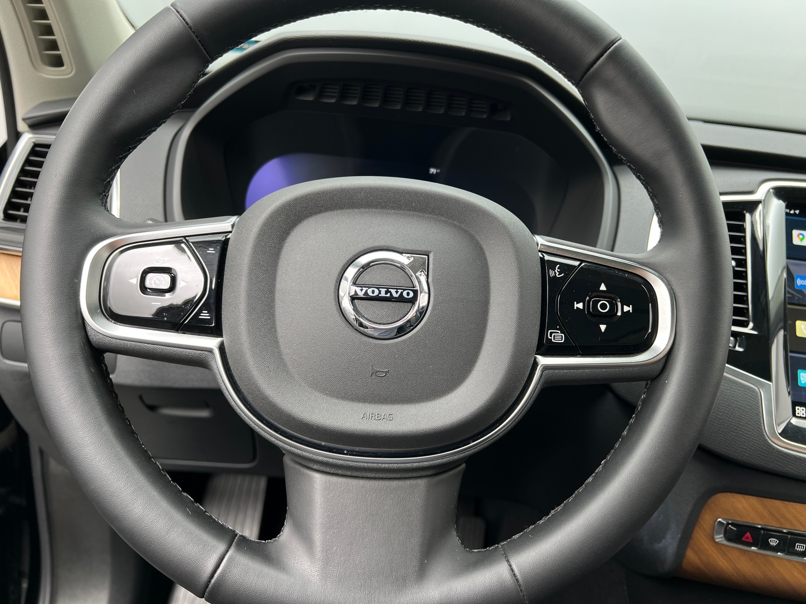 Thumbnail: 2024 Volvo XC90 - 4