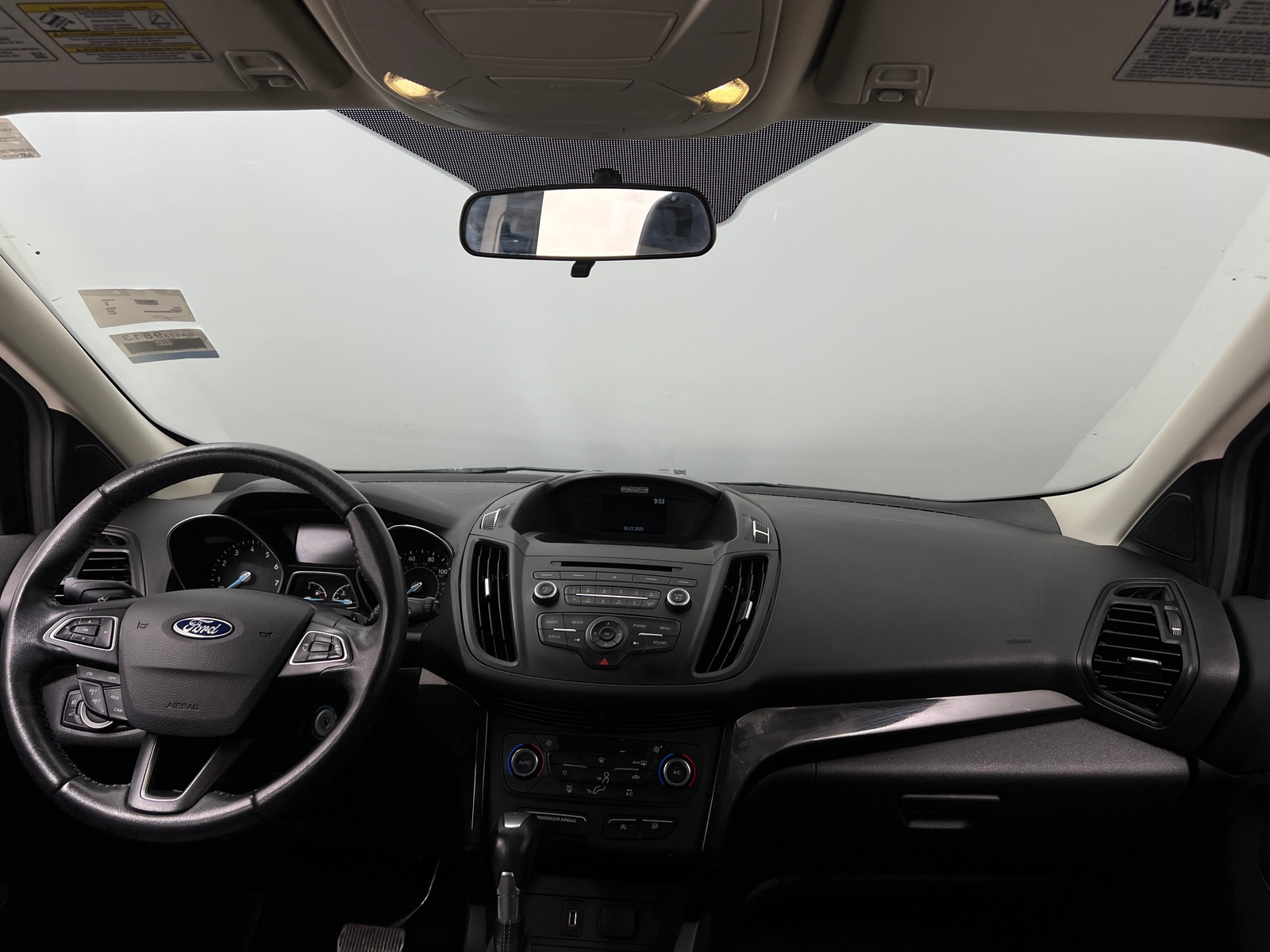 Thumbnail: 2017 Ford Escape - 3