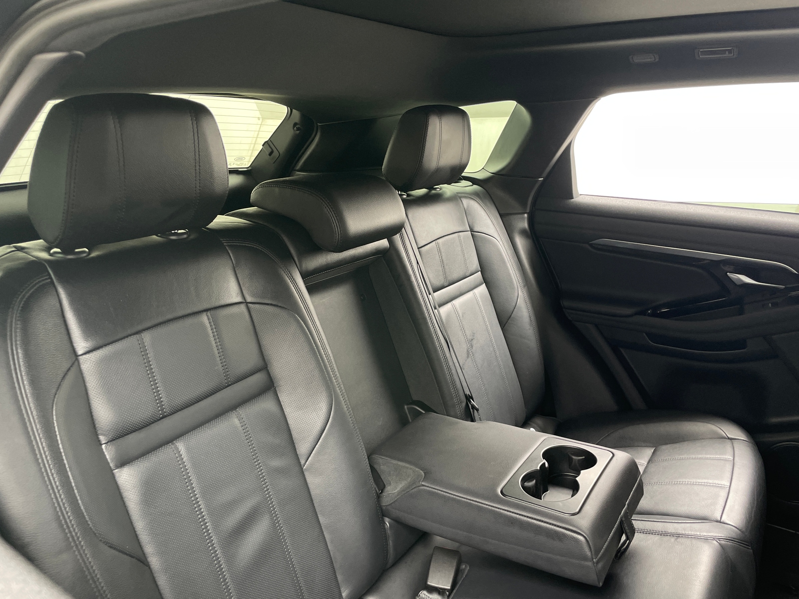 Thumbnail: 2020 Land Rover Range Rover Evoque - 5