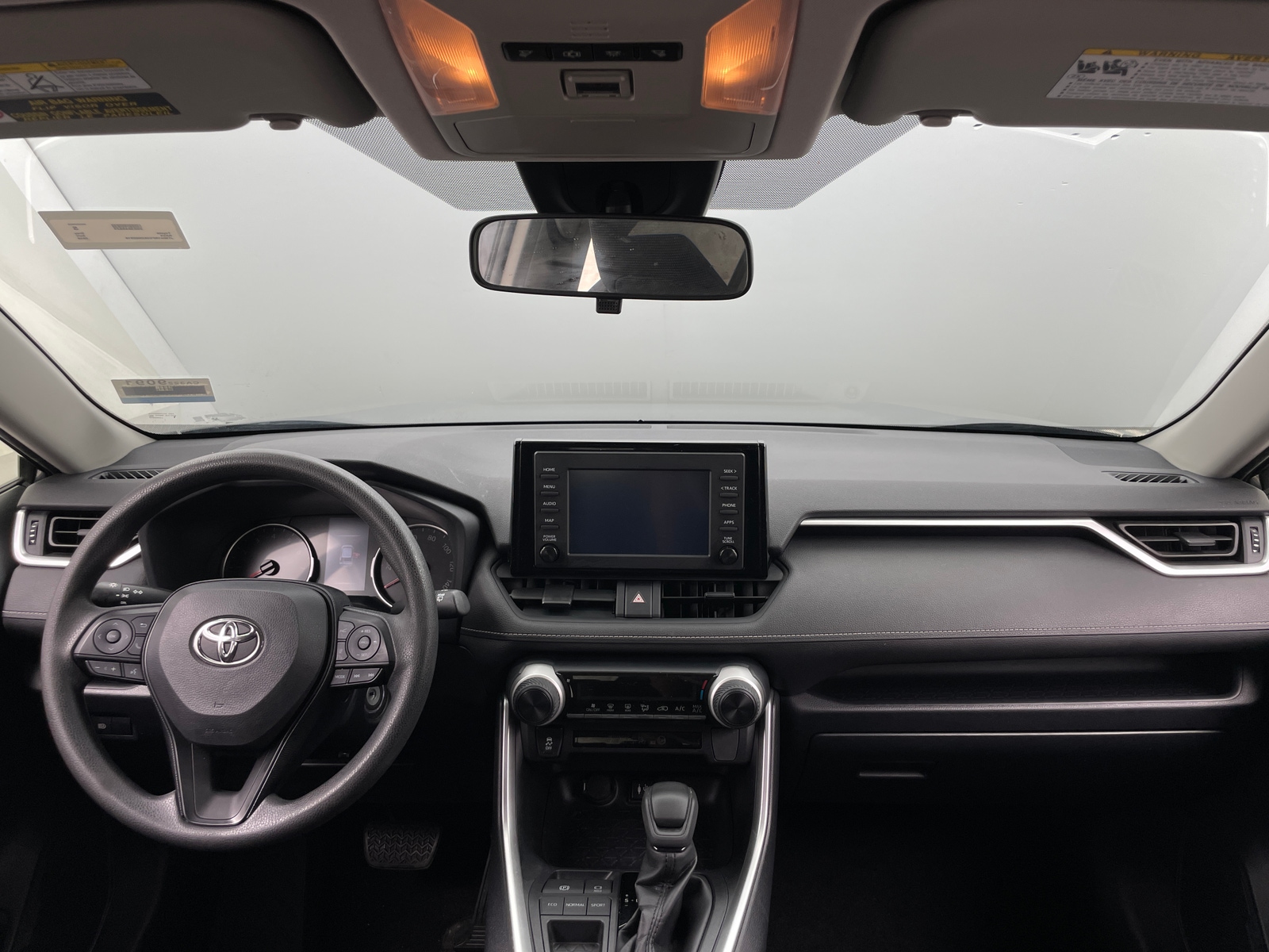 Thumbnail: 2019 Toyota RAV4 - 3