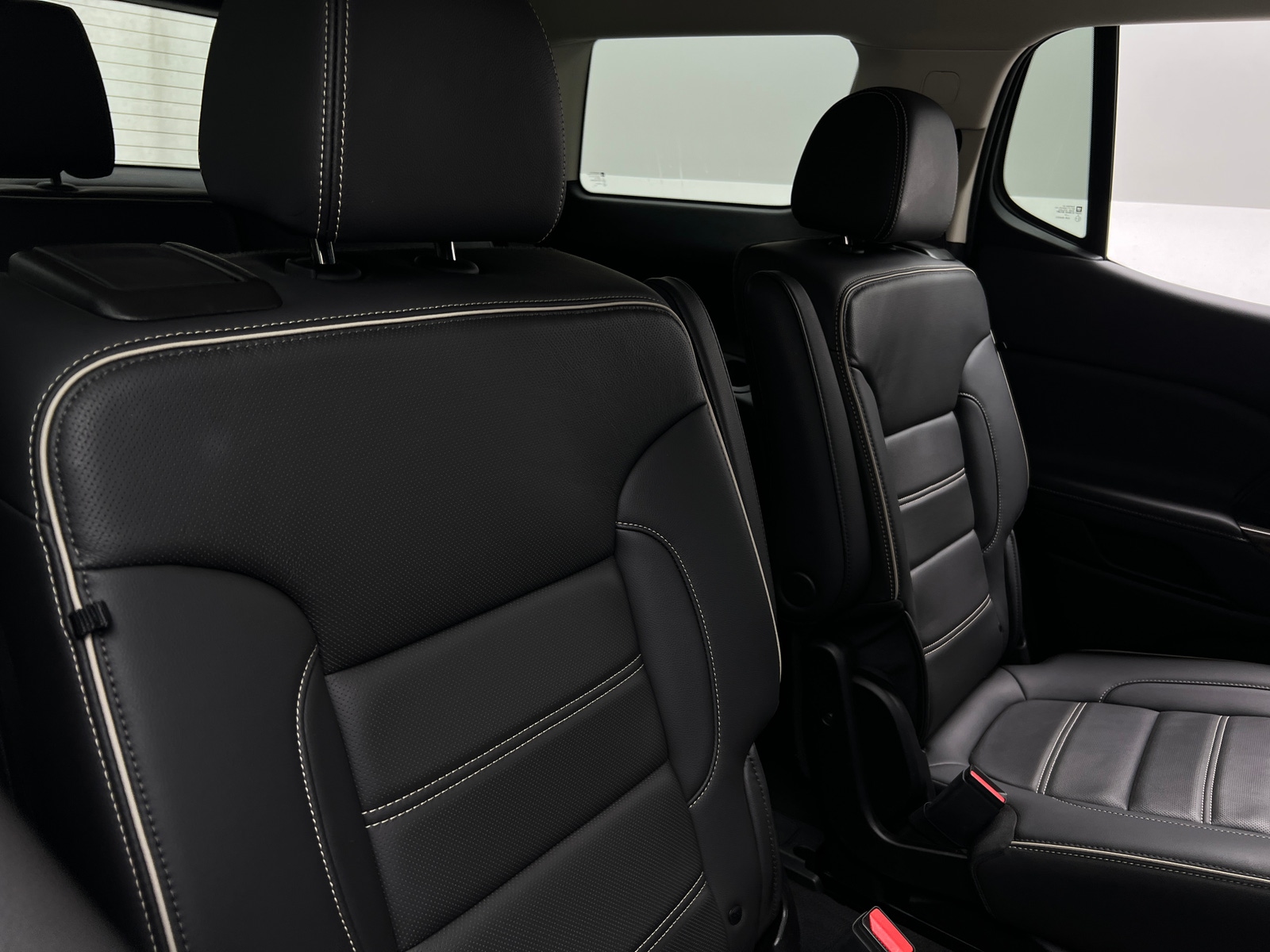 Thumbnail: 2023 GMC Acadia - 5