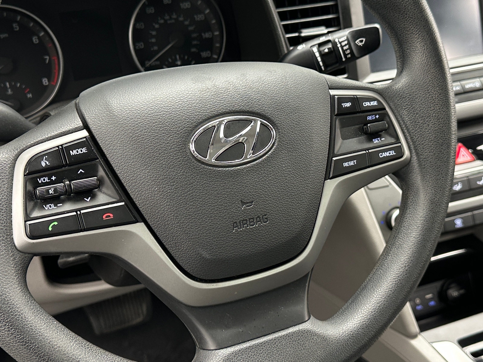 Thumbnail: 2017 Hyundai Elantra - 5
