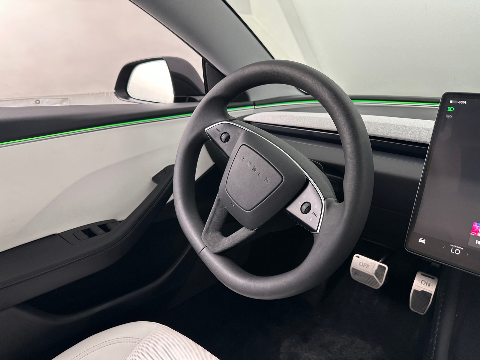 Thumbnail: 2025 Tesla Model 3 - 5