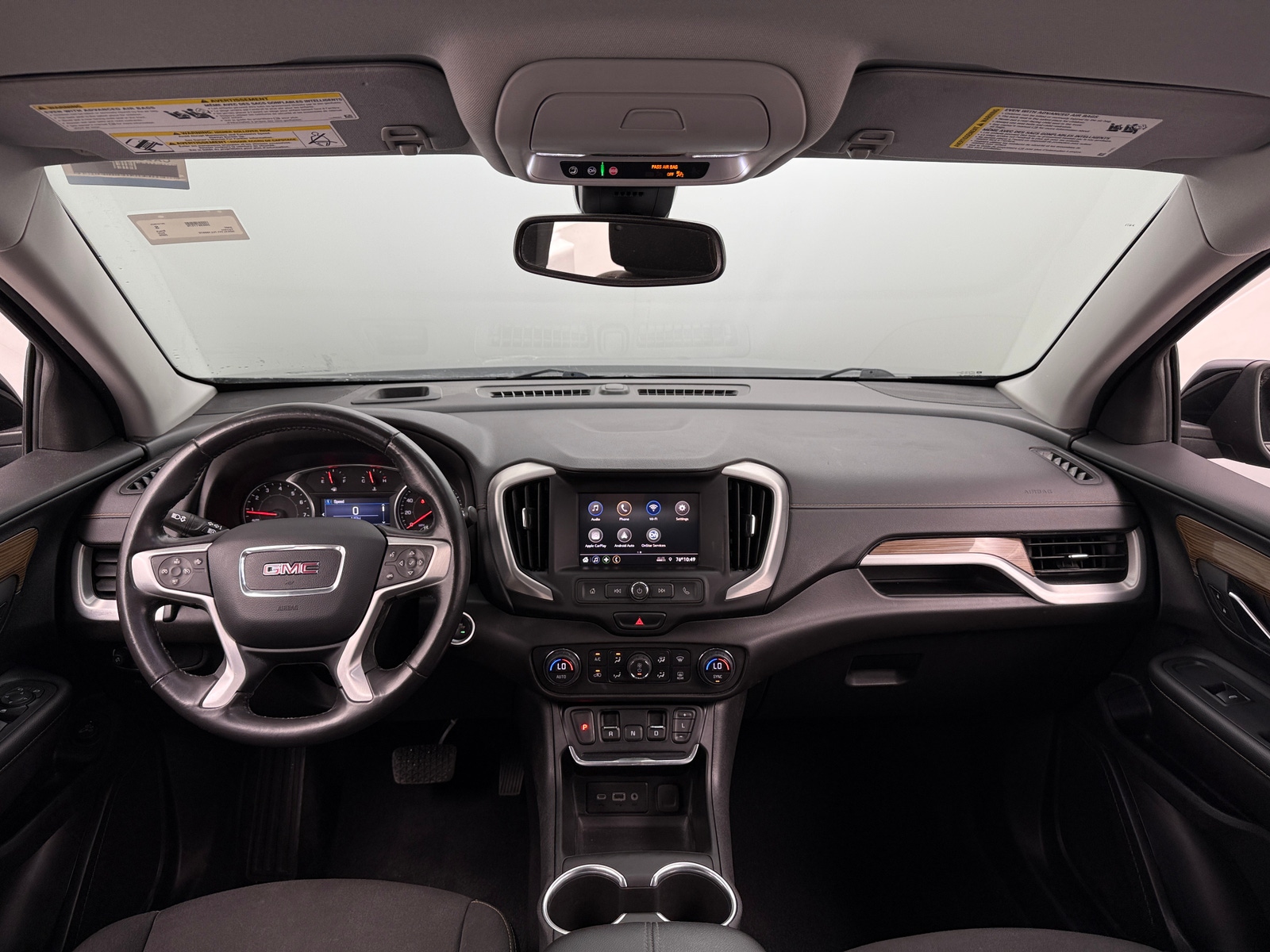 Thumbnail: 2020 GMC Terrain - 3